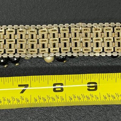 VINTAGE BLACK & GOLD HOBE EARRING & BRACELET SET