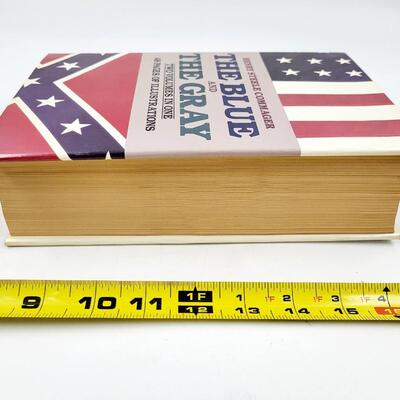 THE BLUE & GREY HARDBACK BOOK - BY HENRY STEELE COMMANGER