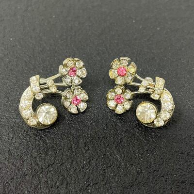 VINTAGE SILVER TONED RHINESTONE FLORAL EARRINGS