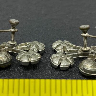 VINTAGE SILVER TONED RHINESTONE FLORAL EARRINGS