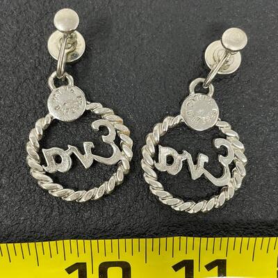 VINTAGE â€œEVAâ€ SILVER TONED DANGLE EARRINGS