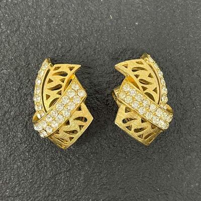 VINTAGE GOLD TONED EARRINGS W/ RHINESTONES