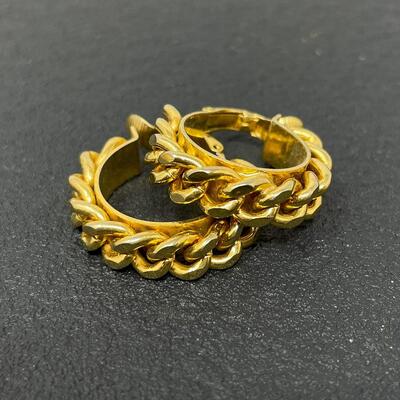 VINTAGE GOLD CHAIN HOOP EARRINGS