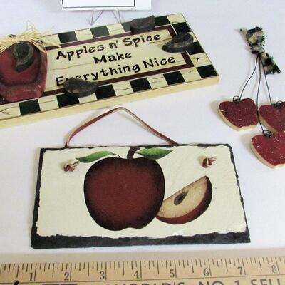 Misc Apple Wall Decor, Small Pieces