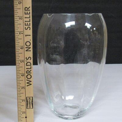 Tall Clear Glass Ribbed Vase