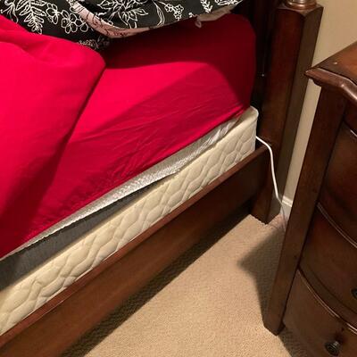 Macys Furniture Queen Bedframe inc Headboard Footboard and Rails