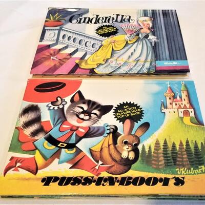 Lot #7 Pair of Charming Vintage CZECH Pop-Up books - Cinderella - Puss in Boots