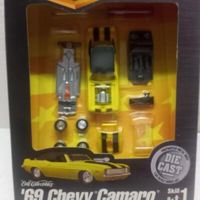 American Muscle '69 Chevy Camaro Die Cast 1:64 scale Yellow