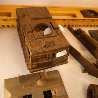 misc pieces of plane and tank models