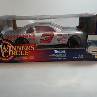 1998 Hasbro winners circle Dale Earnhardt Silver select