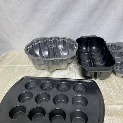Cooking pans heavy duty