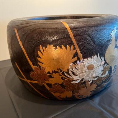 Beautiful Antique Kiri Wood Hibachi with Makie and Copper Metal Insert