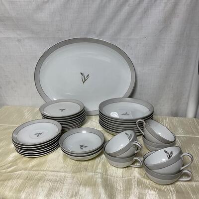fukagawa arita fine china set pattern 731