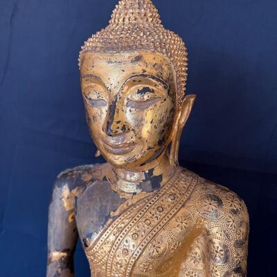 Antique Thai Gilt Lacquered Bronze Seated Meditation Buddha Statue