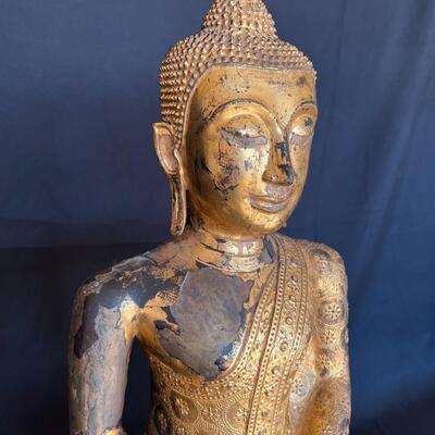 Antique Thai Gilt Lacquered Bronze Seated Meditation Buddha Statue