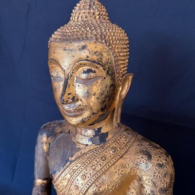 Antique Thai Gilt Lacquered Bronze Seated Meditation Buddha Statue