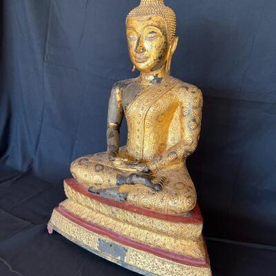 Antique Thai Gilt Lacquered Bronze Seated Meditation Buddha Statue