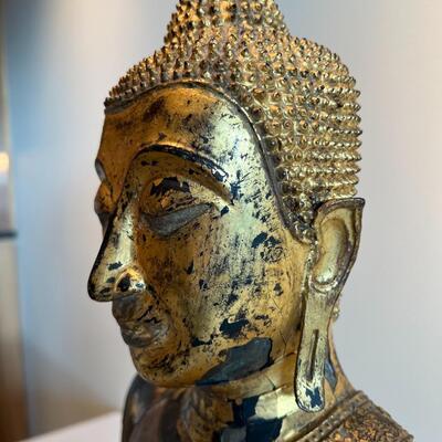 Antique Thai Gilt Lacquered Bronze Seated Meditation Buddha Statue