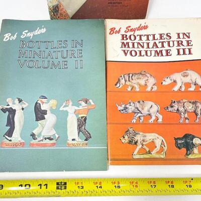 1969-1971 â€œBOTTLES IN MINIATUREâ€ BY BOB SNYDER VOLUMES 1-3
