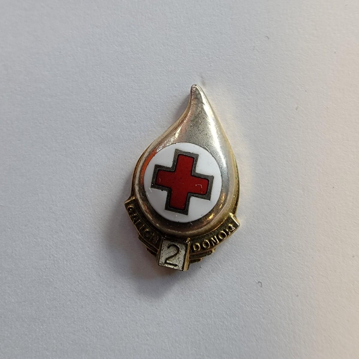 Blood Donor Pin | EstateSales.org