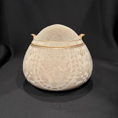 Meiji Period Japanese Satsuma Porcelain Incense Burner Rare and Very Fine