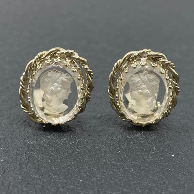 SILVER METAL EARRINGS W/ ETCHED CAMEO