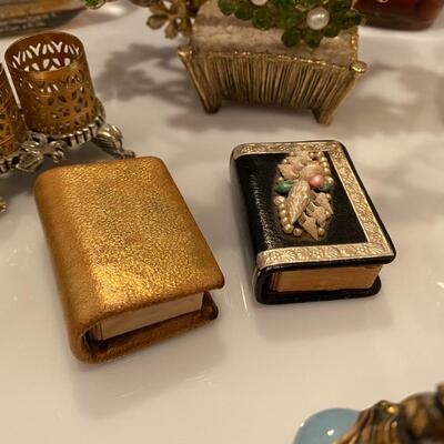 Fabulous Lot of Vintage Perfume Bottles Cosmetics and Costume Jewelry