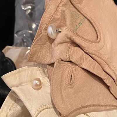 11 Pairs of Vintage Leather and Cloth Gloves