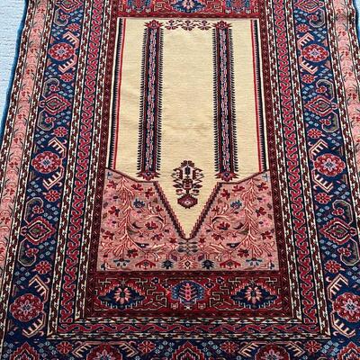 Beautiful Hand Woven Pakistani Prayer Rug