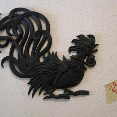 10pc Wall decor- Roosters, Jars, African Heads