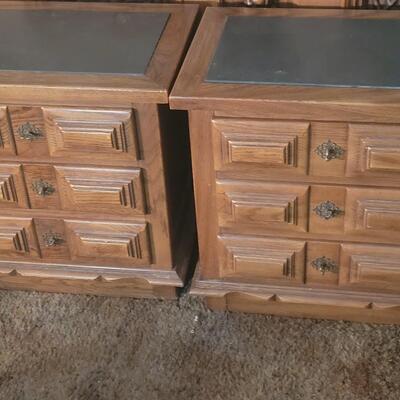 2 nice end tables With green stone inserts on top