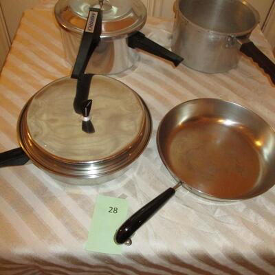 Pressure Cooker and Frying Pans