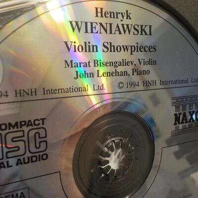 2 CD's Peter Tchalkovsky Glazunow and Henryk Wieniawski Violin Showpieces.