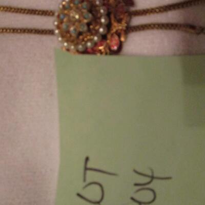 Neclace