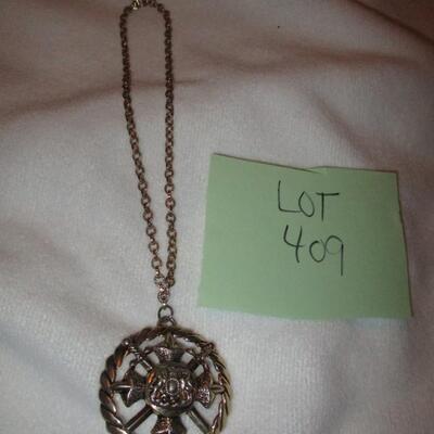 Necklace w/pendant