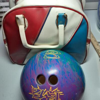 Brunswick 12 lb bowling ball