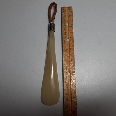 Vintage shoe/boot horn