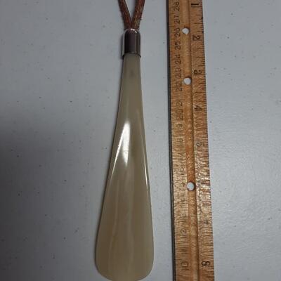 Vintage shoe/boot horn
