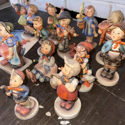 Lot 33 Collection Hummel Figurines Made In Germany