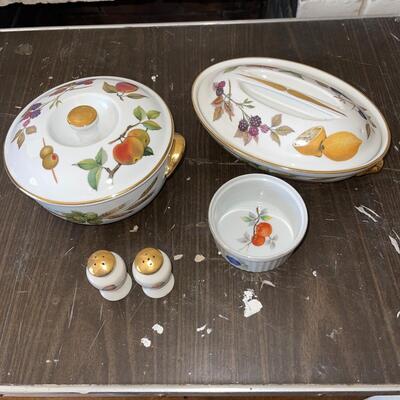 Lot 50 Lot Kitchen Serving Evesham Covered Casserole  Noritake Folk Art Bowl