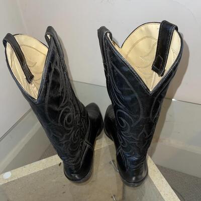 Lot 74 Pair Black Cowboy Boots Texas Brand Size 8