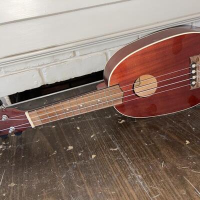 Lot 79  Vintage Tuna UkE by Nikai Model LUTU - Tip 21" Long