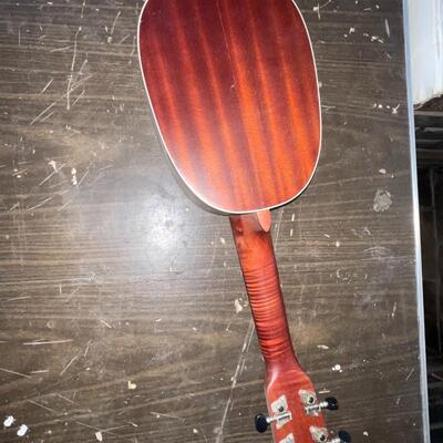Lot 79  Vintage Tuna UkE by Nikai Model LUTU - Tip 21" Long