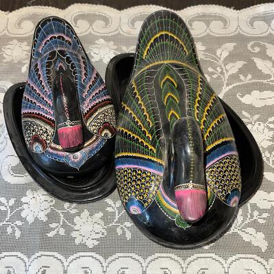 Lot 82 Pair Lacquer Duck Boxes Painted Folk Art Thailand 9" & 7"