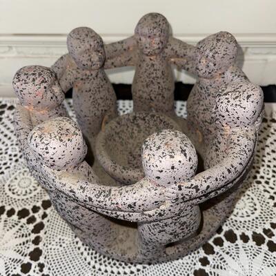 Lot 100 Group 3 pcs Primitive Style Pottery