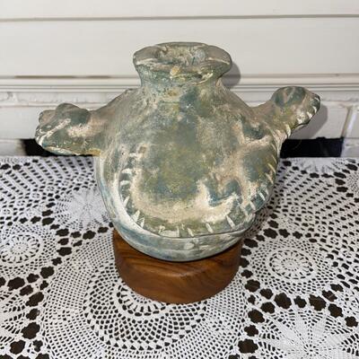 Lot 100 Group 3 pcs Primitive Style Pottery