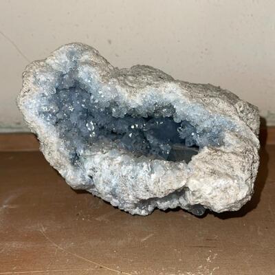 Lot 103 Geode Crystals Light Blue