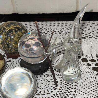 Lot 110 Group Stone Orbs & Crystal Balls Water Witcher Geode Egg