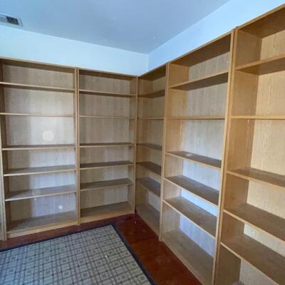 Lot 114 Bookcases 6 Adjustable Shelves 31x11x80 Veneer