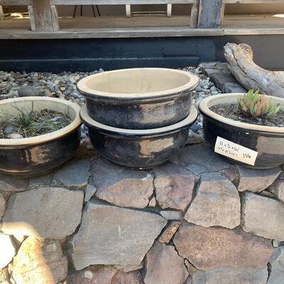4 planting pots